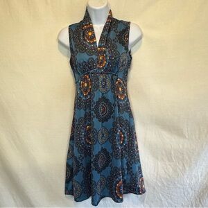 C-97 V Fish Blue Orange & Yellow Sleeveless MIDI Dress Size S‎
